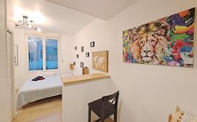Ochorios, Studio Cosy